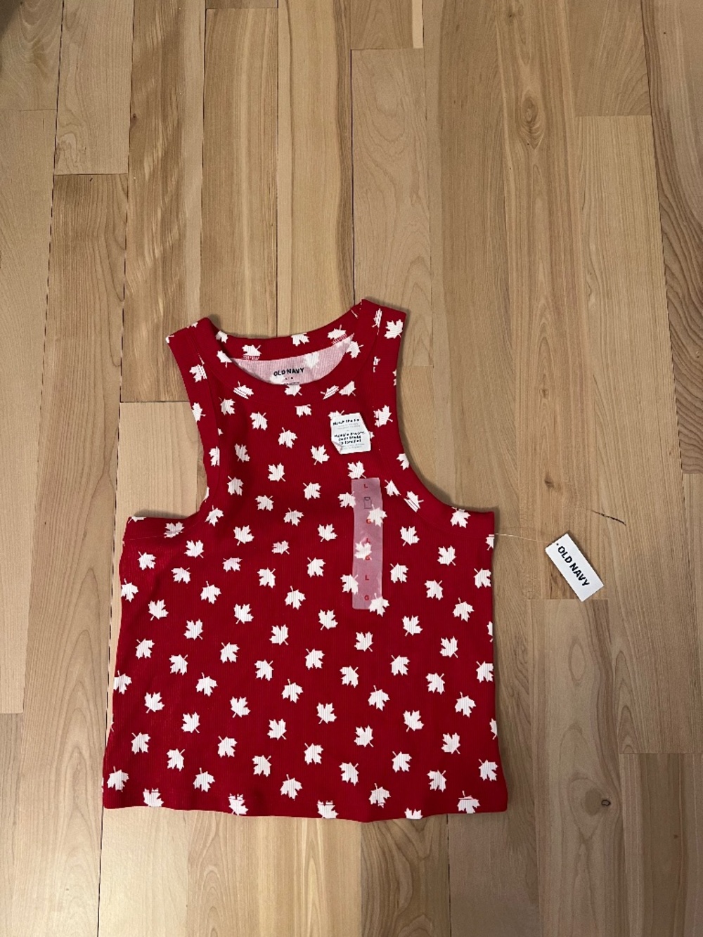 Maple leaf tank top - Picture 1 of 2